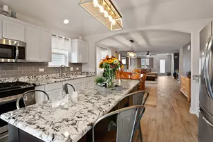 5946 Beacon Ln, Portage, IN 46368 - Photo 9