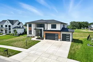 13410 Camas Dr, Saint John, IN 46373 - Photo 3