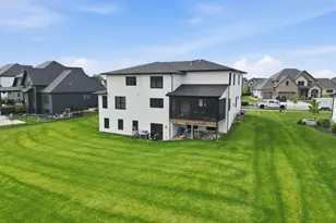 13410 Camas Dr, Saint John, IN 46373 - Photo 5