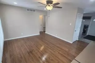 2049 Monroe Ln, Gary, IN 46407 - Photo 3