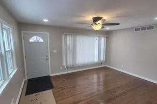 2049 Monroe Ln, Gary, IN 46407 - Photo 7