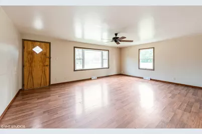 2905 E Michigan Boulevard, Trail Creek, IN 46360 - Photo 5