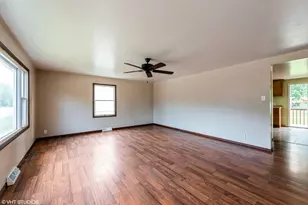 2905 E Michigan Blvd, Trail Creek, IN 46360 - Photo 7