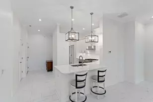 204 N Campbell St, Valparaiso, IN 46385 - Photo 5