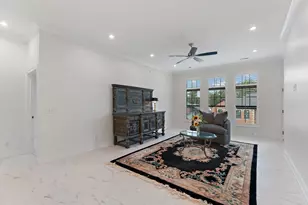 204 N Campbell St, Valparaiso, IN 46385 - Photo 13