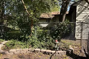 6328 E 3rd Ave, Gary, IN 46403 - Photo 9