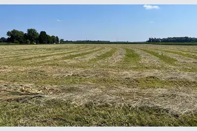 323 E 124 S, Valparaiso, IN 46383 - Photo 3