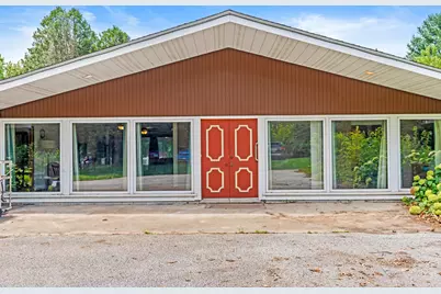 221 W 150 N, Valparaiso, IN 46385 - Photo 5