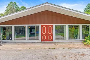 221 W 150 N, Valparaiso, IN 46385 - Photo 5