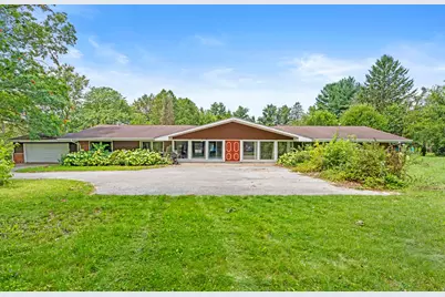 221 W 150 N, Valparaiso, IN 46385 - Photo 1