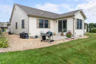 901 9th St SW, Demotte, IN 46310 - Photo 19