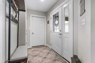 901 9th St SW, Demotte, IN 46310 - Photo 3