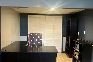 1521 W 4th St, Hobart, IN 46342 - Photo 43