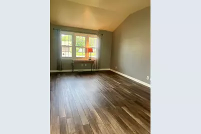 1521 W 4th Street, Hobart, IN 46342 - Photo 5