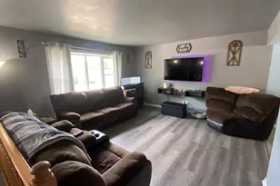 5294 Lyndell Ave, Portage, IN 46368 - Photo 3