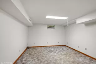 606 S 18th St, Chesterton, IN 46304 - Photo 15