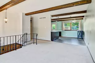 2910 Crows Nest Dr, Hobart, IN 46342 - Photo 7