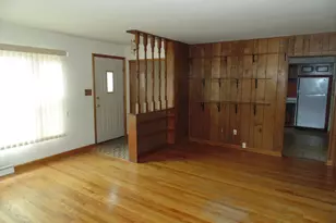 5400 Georgia St, Merrillville, IN 46410 - Photo 9