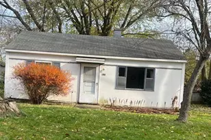 526 Davidson Ave, Michigan City, IN 46360 - Photo 1