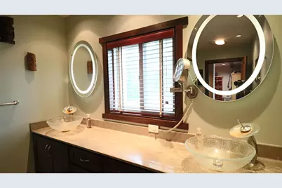 10792 N 600 E, Demotte, IN 46310 - Photo 31