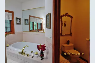 643 N 50 W, Valparaiso, IN 46385 - Photo 43