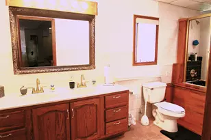 643 N 50 W, Valparaiso, IN 46385 - Photo 65