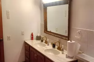 643 N 50 W, Valparaiso, IN 46385 - Photo 63