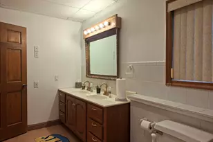 643 N 50 W, Valparaiso, IN 46385 - Photo 79