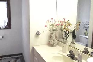 643 N 50 W, Valparaiso, IN 46385 - Photo 23