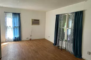 107 N Walker Ave, Morocco, IN 47963 - Photo 7