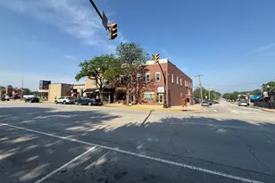 101 S Court St, Crown Point, IN 46307 - Photo 1