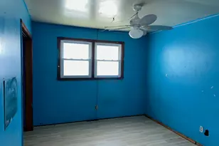 1424 Mississippi Pl, Hobart, IN 46342 - Photo 15