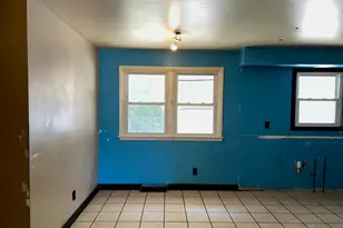 1424 Mississippi Pl, Hobart, IN 46342 - Photo 9