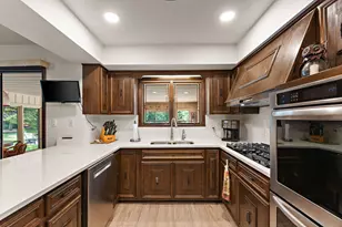 1401 Greenwood Ave, Munster, IN 46321 - Photo 17