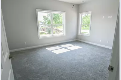 7620 E 115th Avenue, Crown Point, IN 46307 - Photo 9