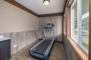 526 E Elm St, Rensselaer, IN 47978 - Photo 5