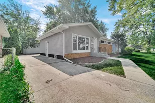 8013 Monaldi Dr, Munster, IN 46321 - Photo 21