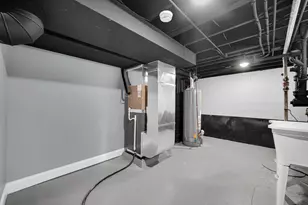 8013 Monaldi Dr, Munster, IN 46321 - Photo 19