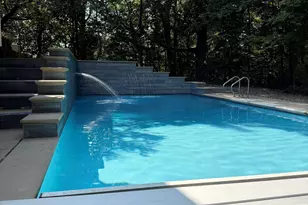 273 Bridlewood Ln, Valparaiso, IN 46385 - Photo 5