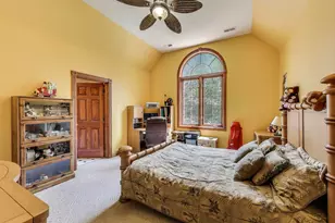 273 Bridlewood Ln, Valparaiso, IN 46385 - Photo 49