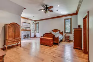 273 Bridlewood Ln, Valparaiso, IN 46385 - Photo 5