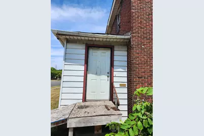 627 Tennessee Street, Gary, IN 46402 - Photo 3