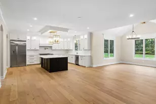 9609 Fescue Dr, Saint John, IN 46373 - Photo 11