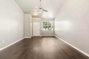 7615 E 111th Ln, Crown Point, IN 46307 - Photo 5