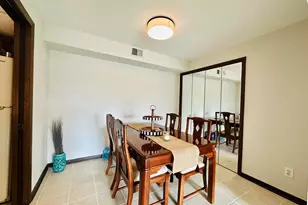 1618 Camellia Dr, Munster, IN 46321 - Photo 7