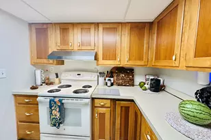 1618 Camellia Dr, Munster, IN 46321 - Photo 5