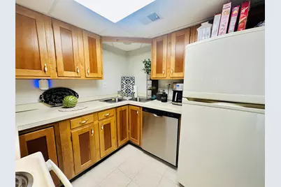 1618 Camellia Drive #D2, Munster, IN 46321 - Photo 3