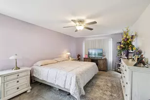 9735 Wildwood Ct, Highland, IN 46322 - Photo 11