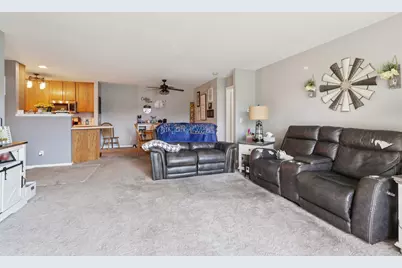 9735 Wildwood Court #1d, Highland, IN 46322 - Photo 5