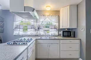 1304 Lafayette St, Valparaiso, IN 46383 - Photo 17